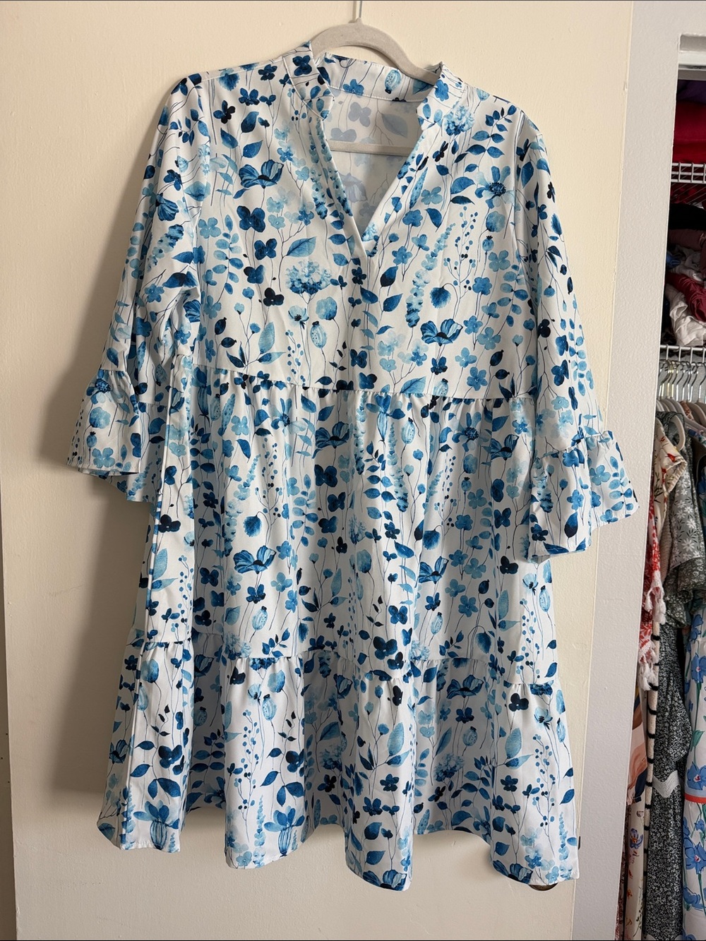 SHEIN White and Blue Floral Tiered Mini Dress - Picture 2 of 8